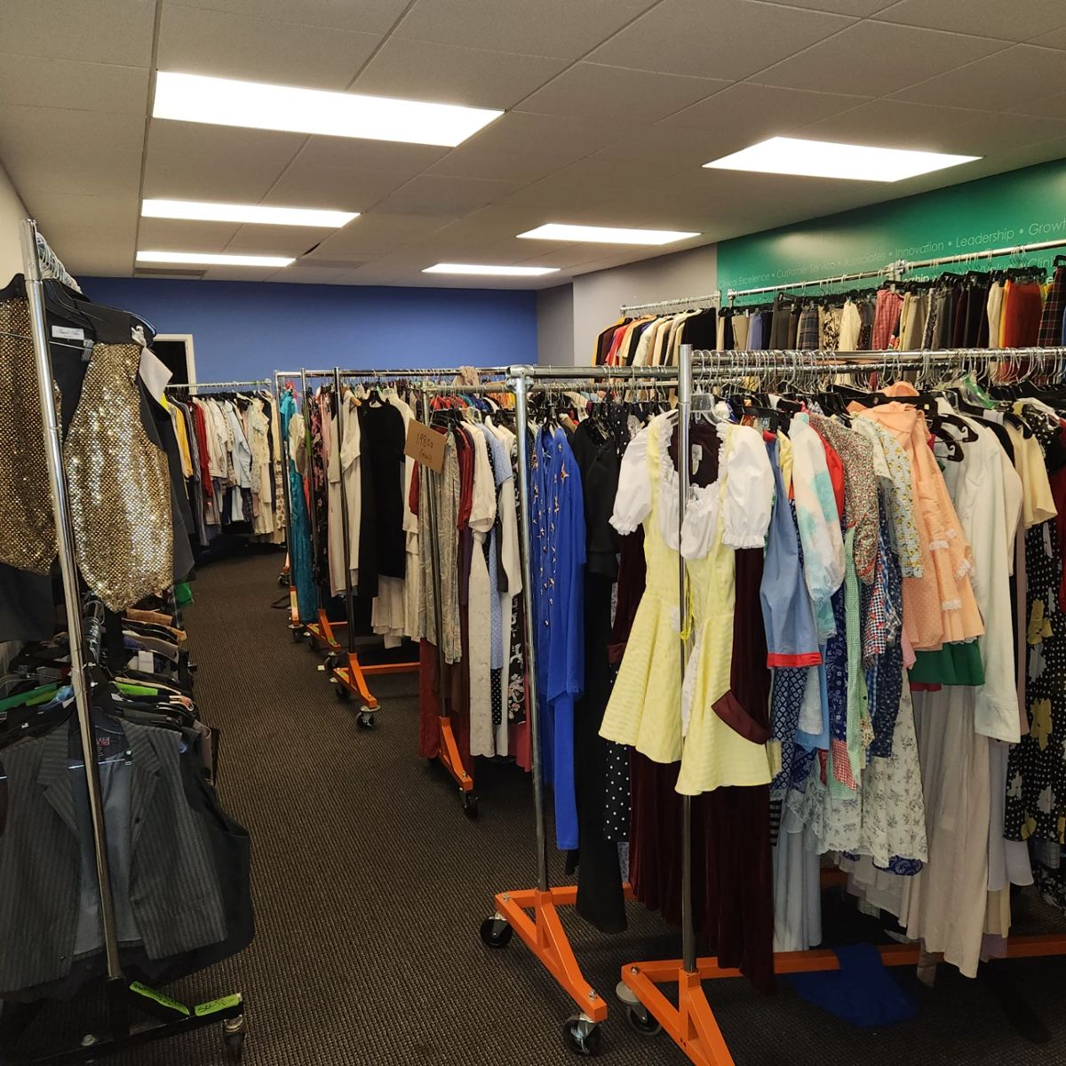 ABSOLUTE ESTATE SALES FINAL Vintage Clothing starts on 1 20 2024