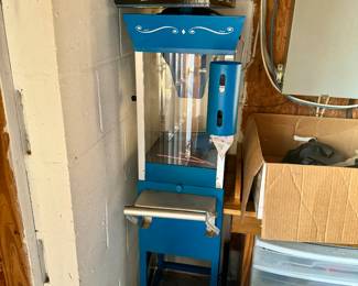 Nostalgia Electrics Old Fashion Snow Cone Machine