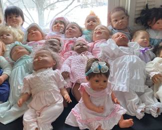 Realborn Dolls