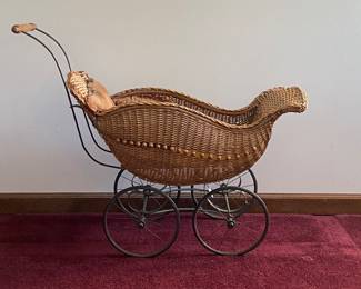 Vintage Wicker Pram/Buggy