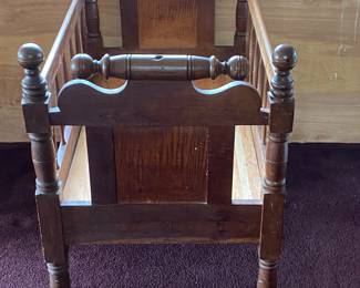 Vintage Solid Wood Infant Crib