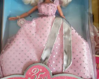 Walmart 35th Anniversary Barbie (D)