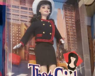 I wanted to  be this girl1.  Cute outfits, cut hair style, and a little quirky.