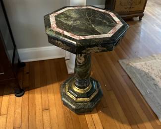 marble pedetal
