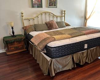 King size bed