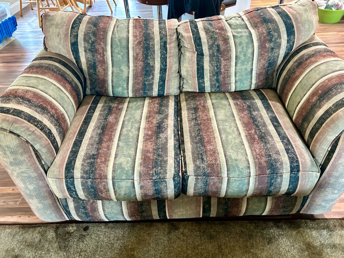 Oviedo estate sale furniture, tools, jewelry starts on 1/19/2024