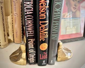Grandmillennial brass leaf book ends