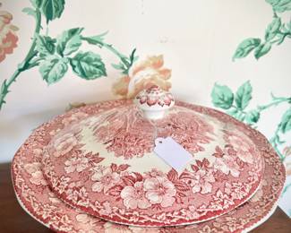 Enoch Wedgwood red transferware - lunch plates, dinner plates, soup tureen