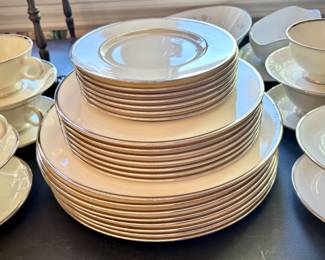Lenox “Montclair” 40+ pieces