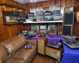 Vintage Tube Radio's, Klipsch HPR Vintage Speakers,
Technics SA-222 stereo receiver, Technics SL-1500MK2 Turntable, Technics SL-1200MK2 Turntable Direct Drive