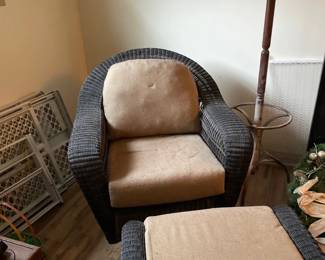 Wicker Chair with Ottoman