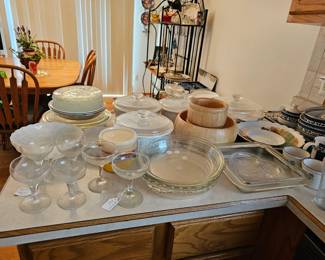 Glasses / Dishes / Bowls / Etc