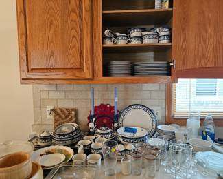 Glasses / Dishes / Bowls / Etc