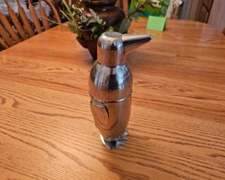 Penguin Shaker