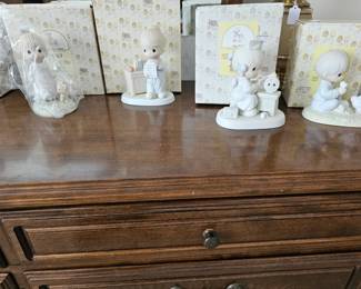 Precious Moments Figurines