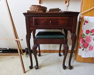Vintage Singer Sewing Cabinet