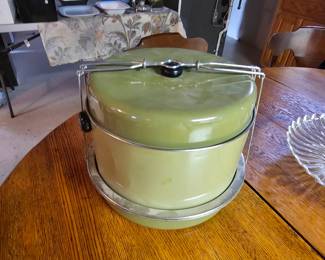 Vintage Cake Saver