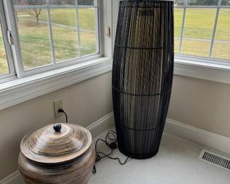 Light and larger vase with lid