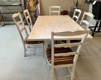 Wabash Dining Table, American Folk Art Museum Reproduction  + has 2 Leaves