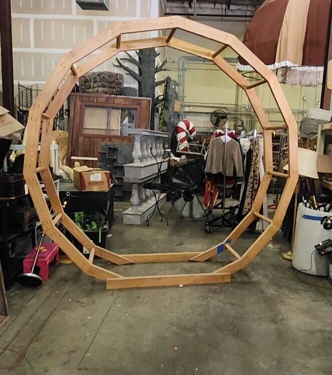 JPAS9116 Hand Built Redwood Circular Wedding Arch