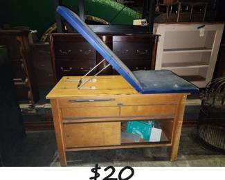 JPAS9012 VTG Examination Table 2 Drawers and Storage Underneath