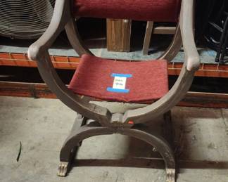 JPAS9046 VTG Spanish Hip Joint X Frame Claw Foot Chair circa 1900s