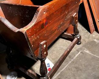 JPAS5010 Wooden Magazine End Table Local Pickup