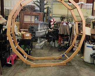 JPAS9116 Hand Built Redwood Circular Wedding Arch