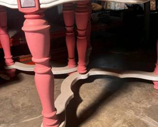 JPAS5016 Painted Expandable Table circa 2007 Local Pickup