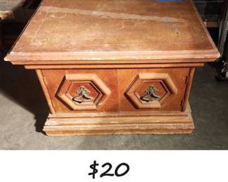 JPAS9032 30in X 9in Square Wooden Table with Two Doors