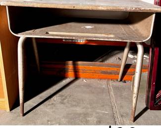JPAS5025 Classic Retro Metal Childrens Desk Local Pickup