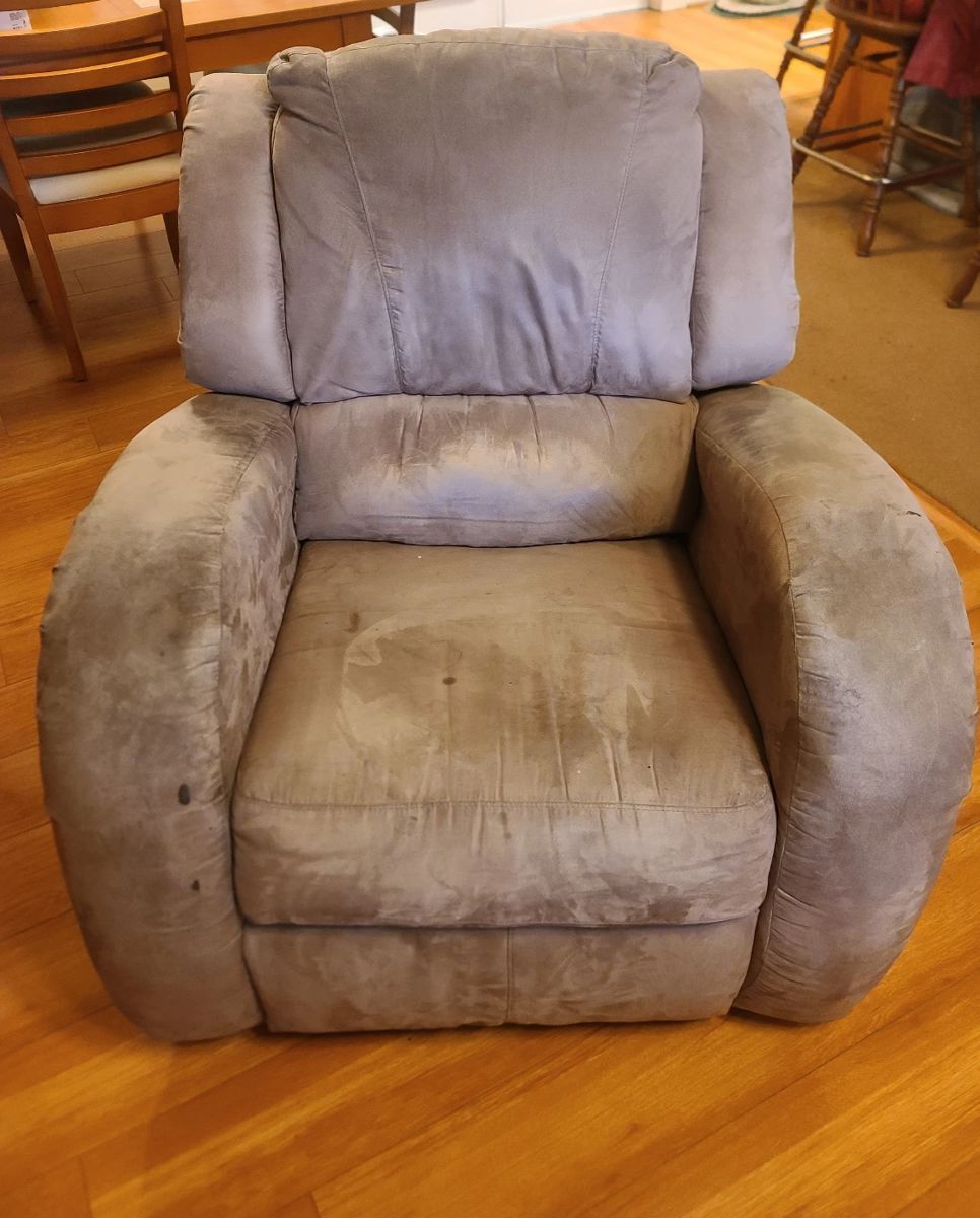 Chipley Estate Sale starts on 2/2/2024