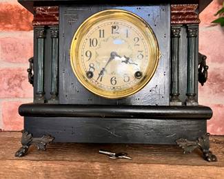 Mantle Clock