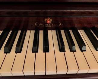 Wurlitzer Piano