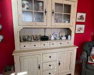 Very Nice Farmhouse style cupboard in like new condition 58”L 18”W 7’ Tall $350 