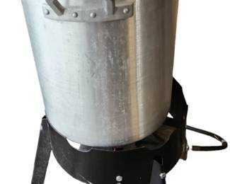 Crawfish Pot and Propane Base