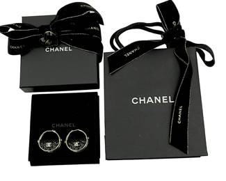 CHANEL RUNWAY BLACK HULA HOOP BAG EARRINGS LIMITED EDITION AUTHENTIC