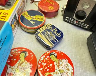 type writer ribbon canisters