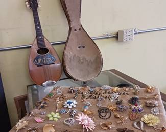 Antique Lyon & Healy Bowback Mandolin with original case