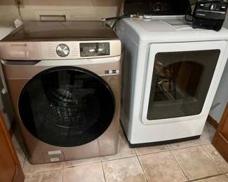 Samsung Washer & Samsung Gas Dryer