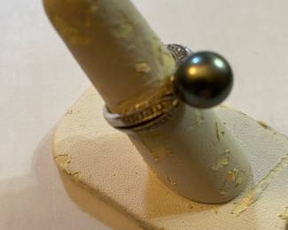 14 k Gold South Sea 10 MM Black Pearl & Diamond Ring