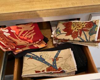 More Kitchen Linens