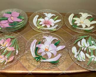 (6) Sydenstricker Luncheon Plates