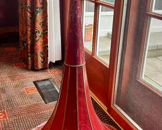 Antique phonograph sound horn