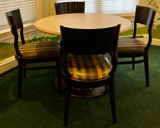 Table & 6 Design Center Loewenstein 450 Bieder Chairs