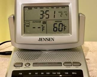 Jensen Radio Alarm Clock