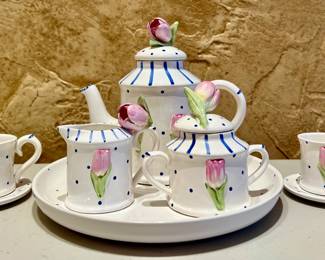 Child's Tea Set