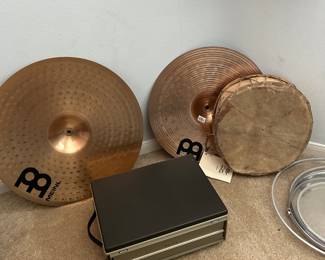 Cymbals, projector