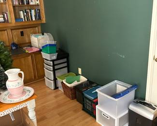 Plastic organizers, shredder