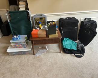 luggage, legos, toys, toy card